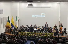 Estudiantina del Eje Cafetero en concierto en la Uniquindío