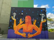 Dos murales pintados en el campus universitario por Artes Visuales