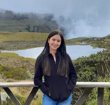 Orgullo uniquindiano: Luisa Arcila logró una beca para investigación sobre ranas en la Sierra Nevada de Santa Marta